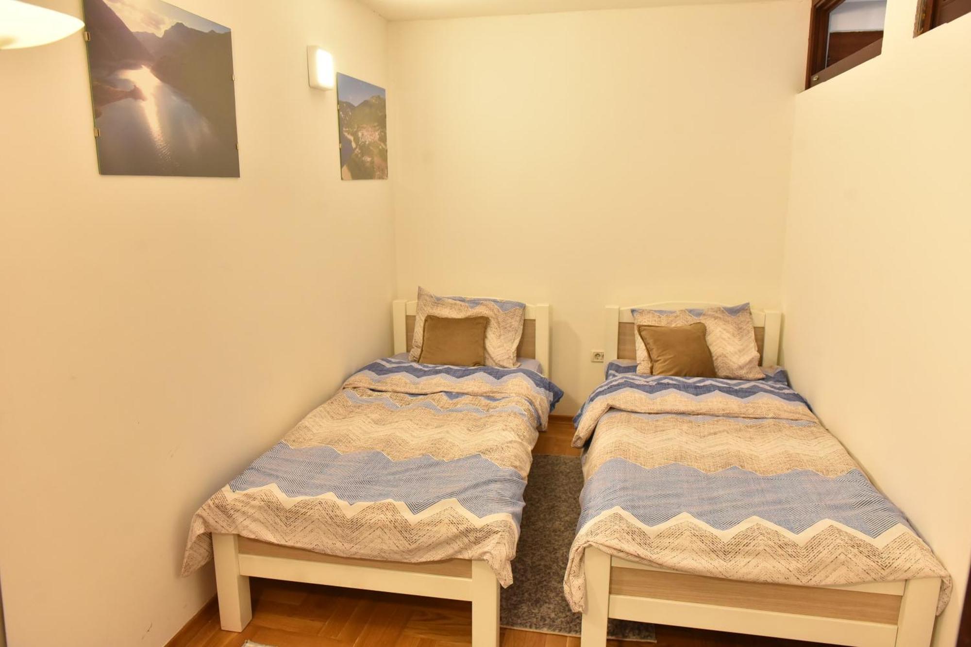 Apartments Ravno Plužine Oda fotoğraf