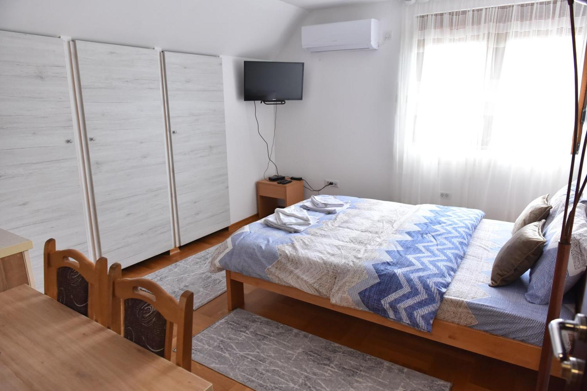 Apartments Ravno Plužine Oda fotoğraf
